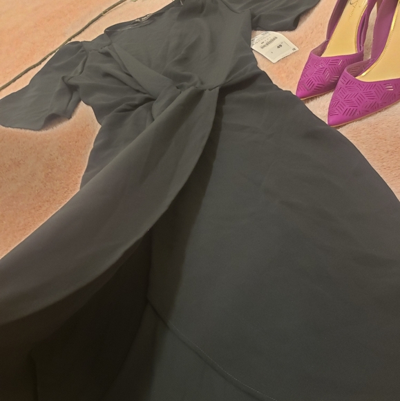 Zara Wrap Dress - Picture 4 of 11